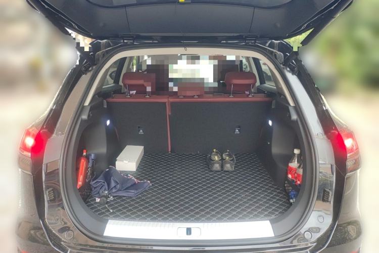 Used Hongqi HS5 2023 2.0T Qixiang Pro 500 000th Unit Commemorative Edition Trunk