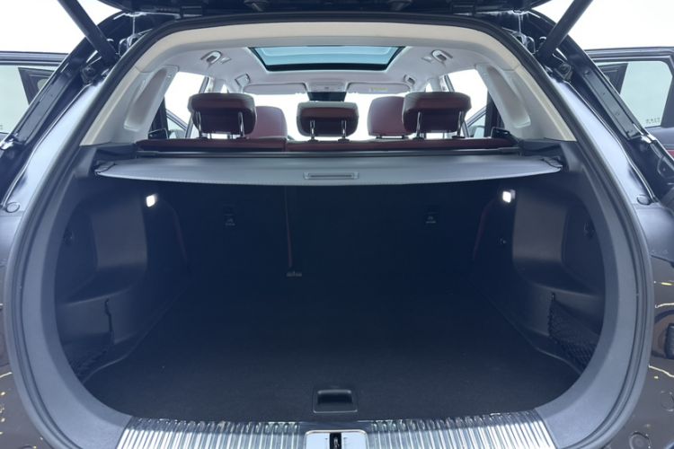 Used Hongqi HS5 2023 2.0T Qixiang Pro Edition Trunk