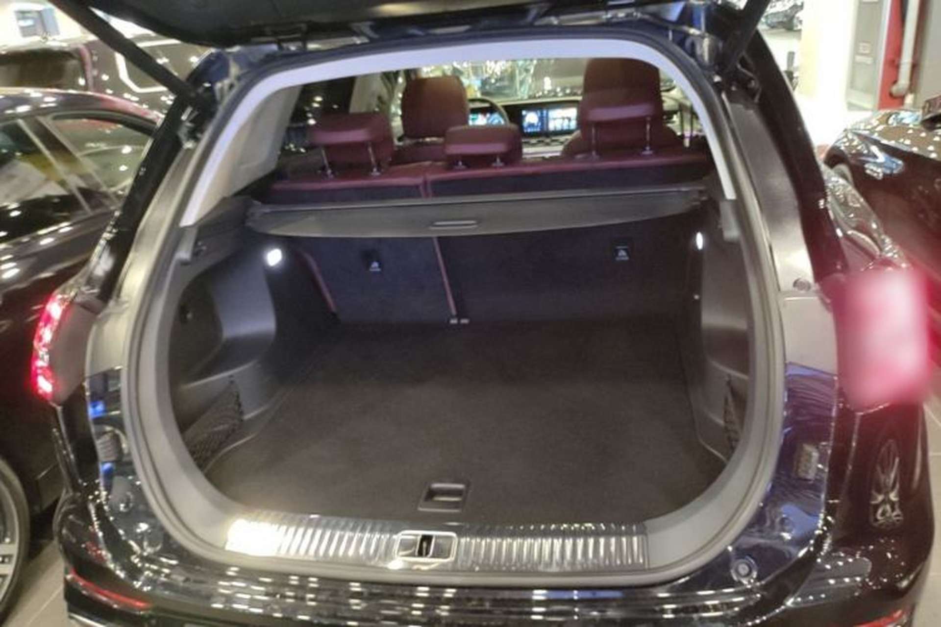 Used Hongqi HS5 2023 2.0T Qixiang Pro Edition Trunk