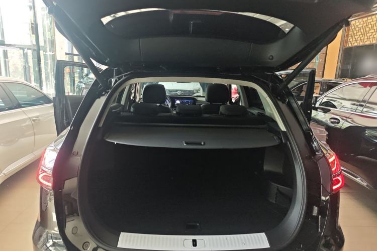 Used Hongqi HS5 2023 2.0T Qixiang Pro Edition Trunk