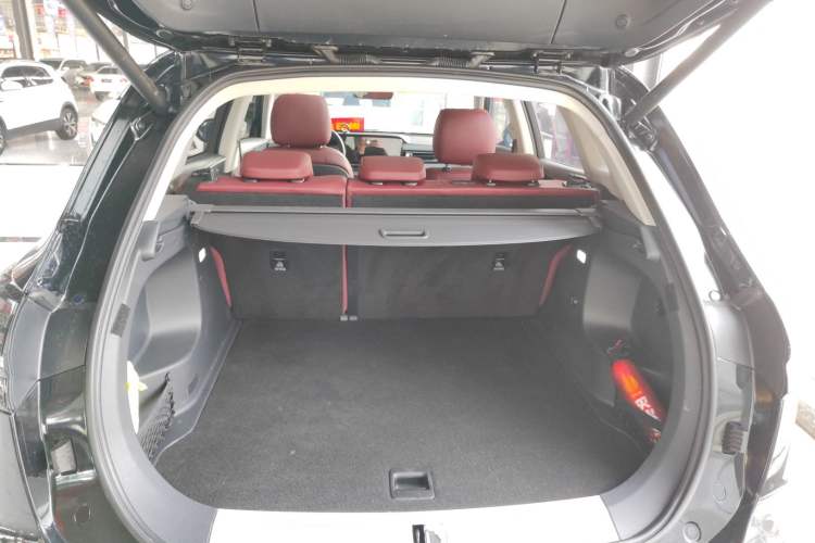Used Hongqi HS5 2023 2.0T Qixiang Pro Edition Trunk