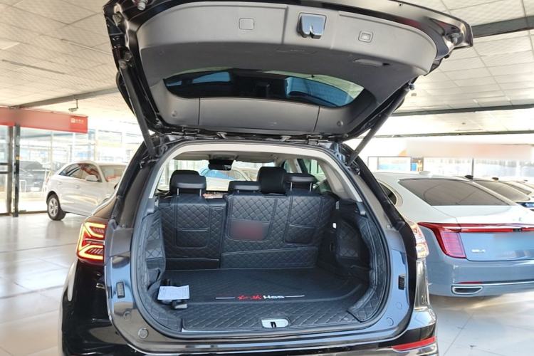 Used Hongqi HS5 2023 2.0T Four-Wheel Drive Flagship Pro Edition Trunk