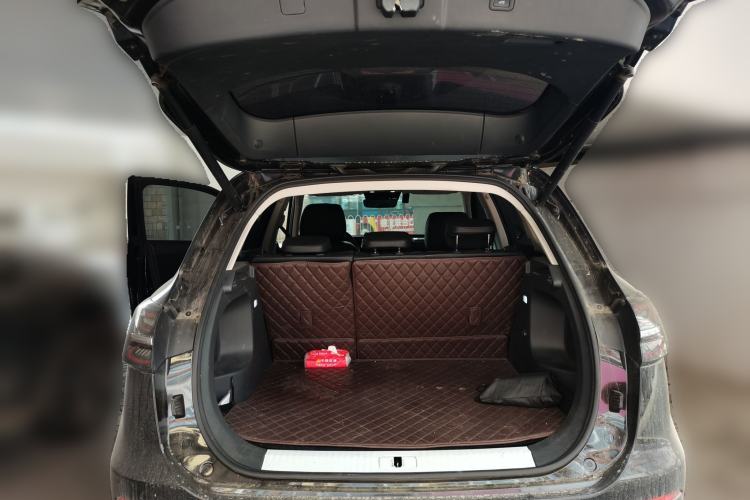 Used Hongqi HS5 2023 2.0T Qixiang Pro Edition Trunk