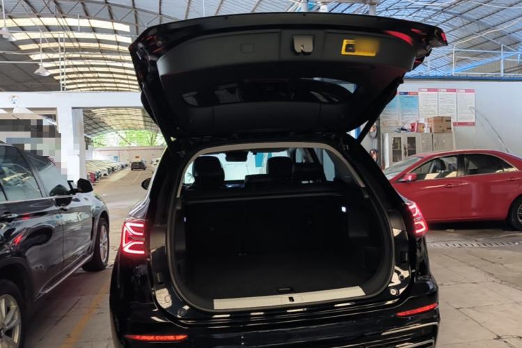 Used Hongqi HS5 2023 2.0T Qixiang Pro Edition Trunk