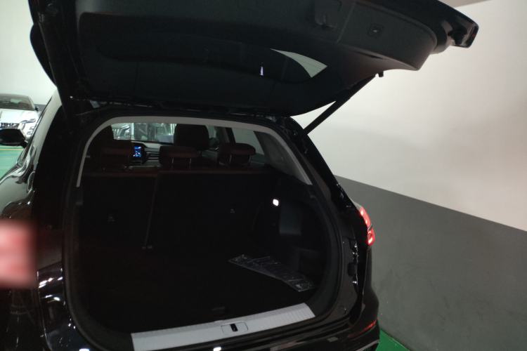 Used Hongqi HS5 2023 2.0T Qixiang Pro Edition Trunk