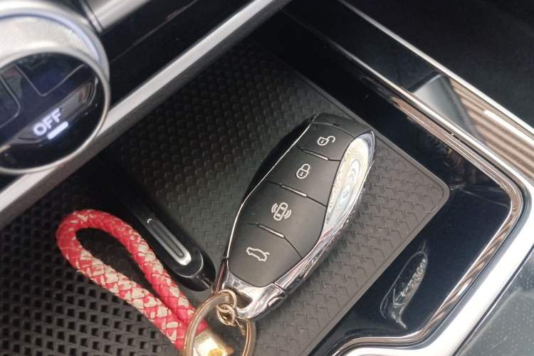 Used Hongqi HS5 2023 2.0T Qixiang Pro Edition Vehicle Key