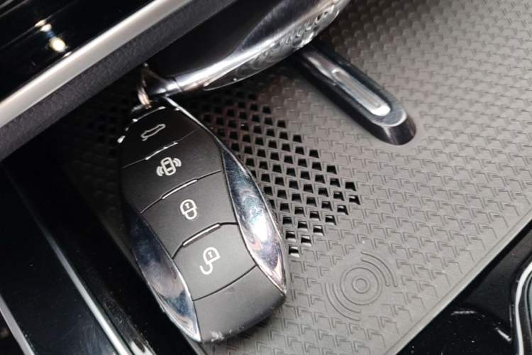 Used Hongqi HS5 2023 2.0T Qixiang Pro Edition Vehicle Key