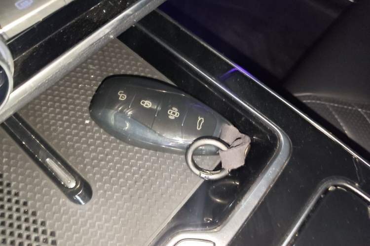Used Hongqi HS5 2023 2.0T Qixiang Pro Edition Vehicle Key