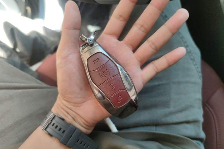 Used Hongqi HS5 2023 2.0T Qixiang Pro Edition Vehicle Key