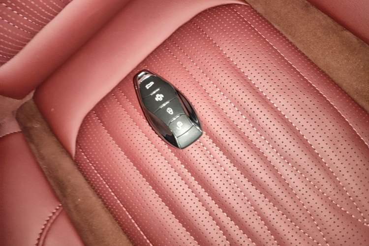 Used Hongqi HS5 2023 2.0T Qixiang Pro Edition Vehicle Key