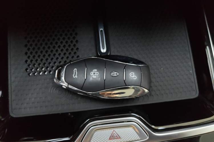 Used Hongqi HS5 2023 2.0T Qixiang Pro Edition Vehicle Key