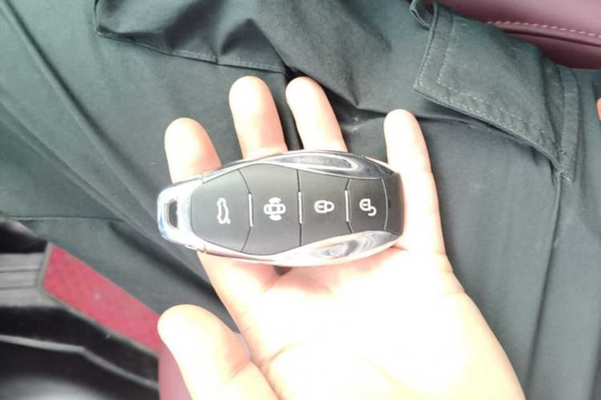 Used Hongqi HS5 2023 2.0T Qixiang Pro Edition Vehicle Key