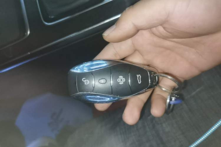 Used Hongqi HS5 2023 2.0T Qixiang Pro Edition Vehicle Key