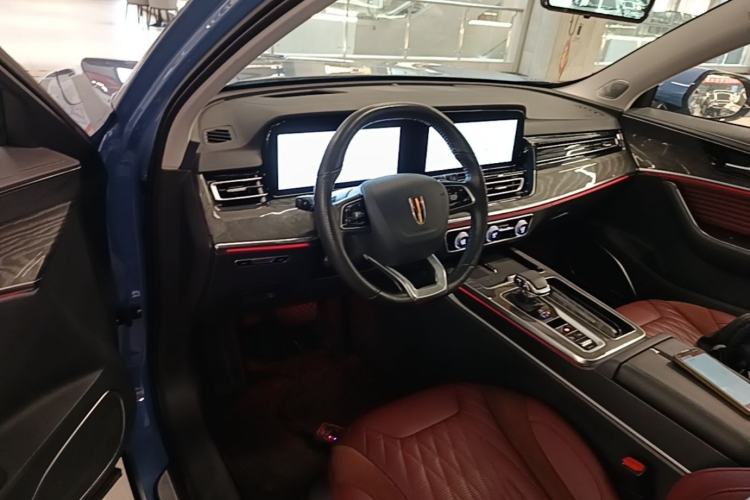 Used Hongqi HS5 2023 2.0T Four-Wheel Drive Flagship Pro Edition Center Console