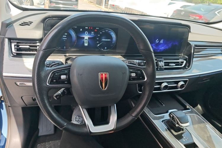 Used Hongqi HS5 2023 2.0T Four-Wheel Drive Flagship Pro Edition Center Console