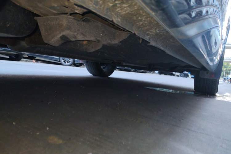Used Hongqi HS5 2023 2.0T Four-Wheel Drive Flagship Pro Edition Chassis Rear Right
