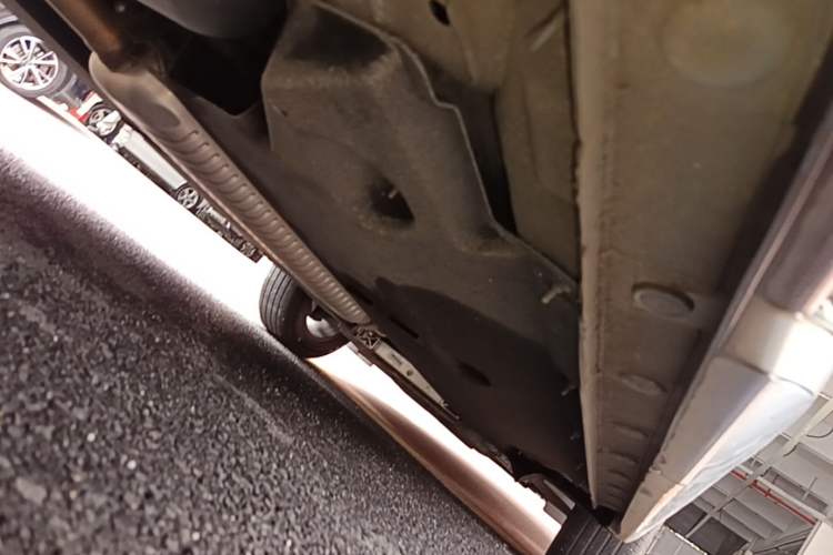 Used Hongqi HS5 2023 2.0T Qixiang Pro Edition Chassis Rear Right