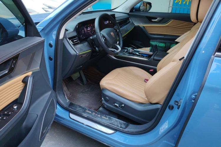 Used Hongqi HS5 2023 2.0T Four-Wheel Drive Flagship Pro Edition Driver Seat