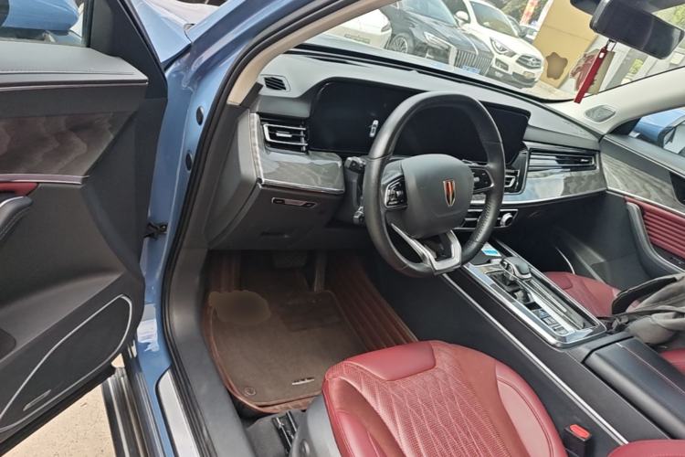 Used Hongqi HS5 2023 2.0T Four-Wheel Drive Flagship Pro Edition Driver Seat
