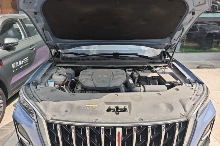 Used Hongqi HS5 2023 2.0T Four-Wheel Drive Flagship Pro Edition Engine Bay