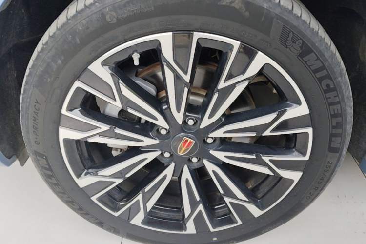 Used Hongqi HS5 2023 2.0T Four-Wheel Drive Flagship Pro Edition Exterior 4