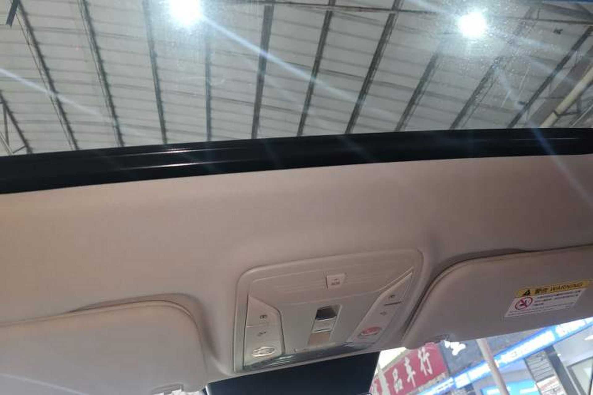 Used Hongqi HS5 2023 2.0T Four-Wheel Drive Flagship Pro Edition Headliner
