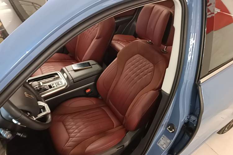 Used Hongqi HS5 2023 2.0T Four-Wheel Drive Flagship Pro Edition Left Front Seat