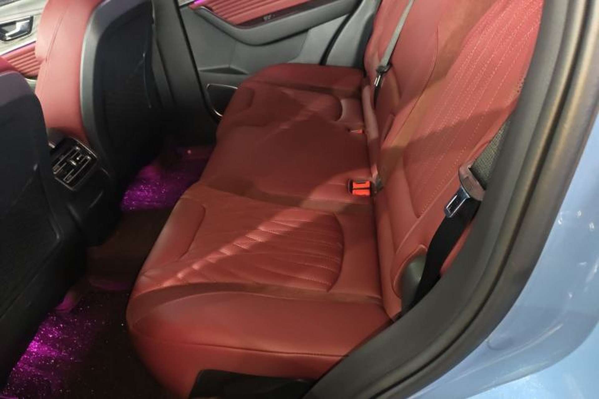 Used Hongqi HS5 2023 2.0T Four-Wheel Drive Flagship Pro Edition Left Rear Seat