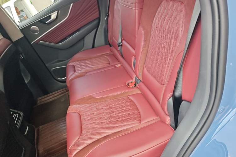 Used Hongqi HS5 2023 2.0T Four-Wheel Drive Flagship Pro Edition Left Rear Seat