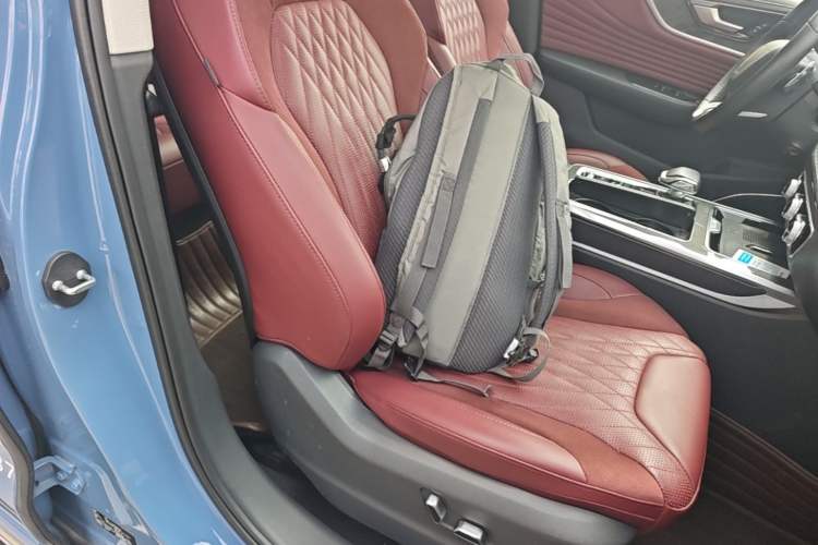 Used Hongqi HS5 2023 2.0T Four-Wheel Drive Flagship Pro Edition Right Front Seat