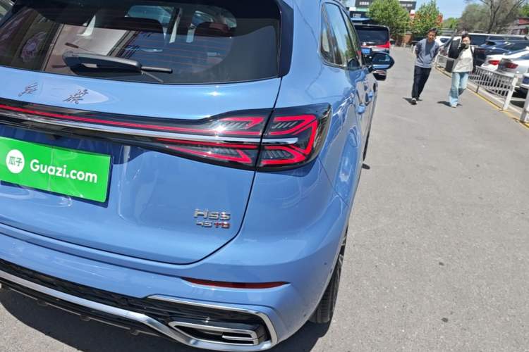Used Hongqi HS5 2023 2.0T Four-Wheel Drive Flagship Pro Edition Right Rear Taillight