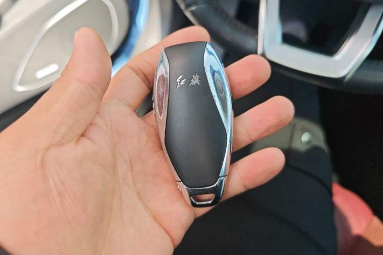 Used Hongqi HS5 2023 2.0T Four-Wheel Drive Flagship Pro Edition Vehicle Key