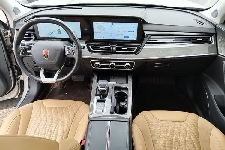 Used Hongqi HS5 2023 2.0T Four-Wheel Drive Flagship Pro Edition Center Console