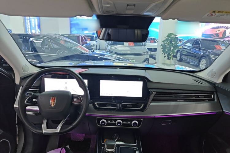 Used Hongqi HS5 2023 2.0T Four-Wheel Drive Flagship Pro Edition Center Console