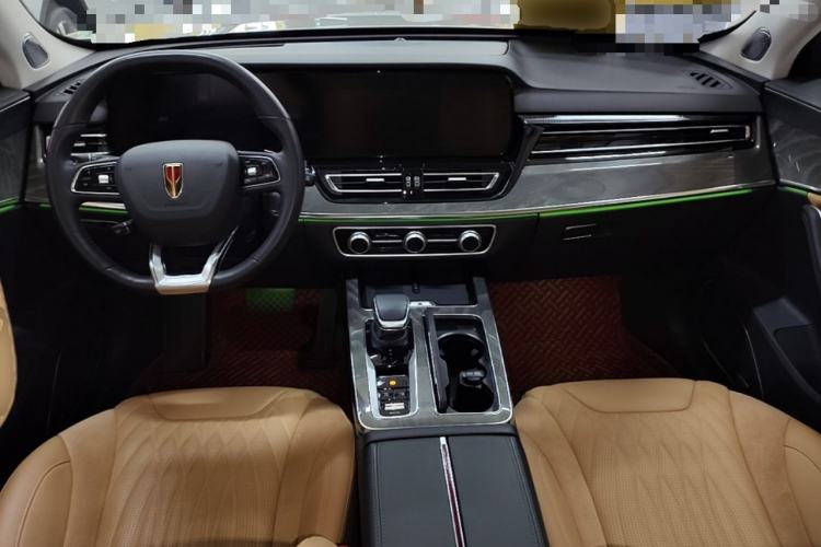 Used Hongqi HS5 2023 2.0T Four-Wheel Drive Flagship Pro Edition Center Console