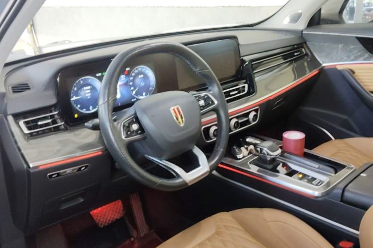 Used Hongqi HS5 2023 2.0T Four-Wheel Drive Flagship Pro Edition Center Console