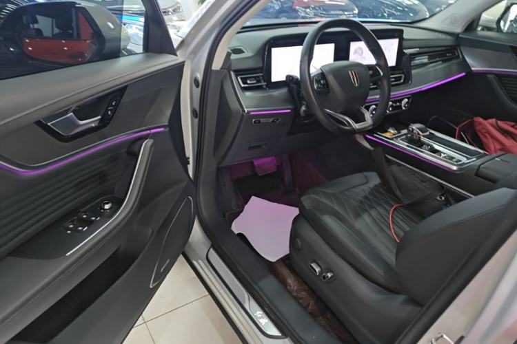 Used Hongqi HS5 2023 2.0T Four-Wheel Drive Flagship Pro Edition Driver Seat