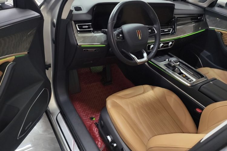 Used Hongqi HS5 2023 2.0T Four-Wheel Drive Flagship Pro Edition Driver Seat