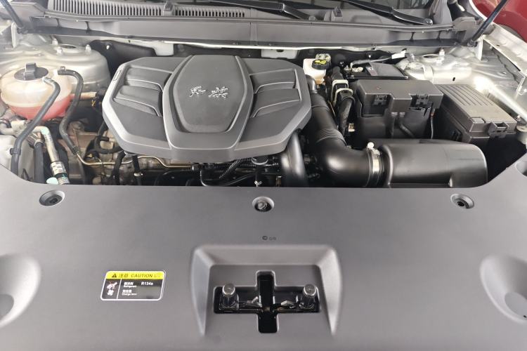 Used Hongqi HS5 2023 2.0T Qixiang Pro Edition Engine Bay