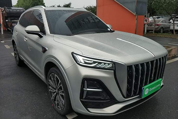 Used Hongqi HS5 2023 2.0T Four-Wheel Drive Flagship Pro Edition Front Right 45 Deg