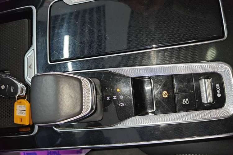 Used Hongqi HS5 2023 2.0T Four-Wheel Drive Flagship Pro Edition Gear Lever