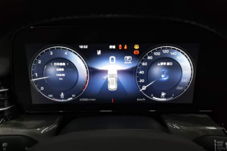 Used Hongqi HS5 2023 2.0T Four-Wheel Drive Flagship Pro Edition Instrument Cluster