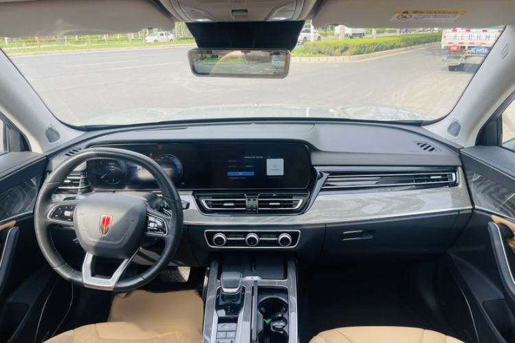 Used Hongqi HS5 2023 2.0T Four-Wheel Drive Flagship Pro Edition Interior 3