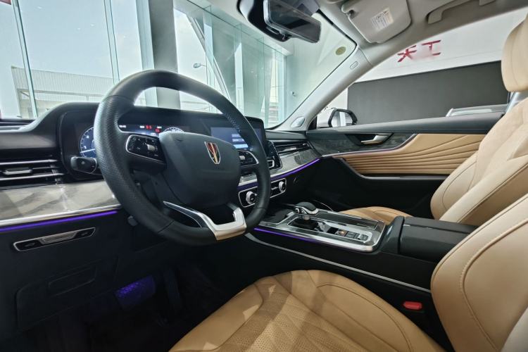Used Hongqi HS5 2023 2.0T Four-Wheel Drive Flagship Pro Edition Interior 3