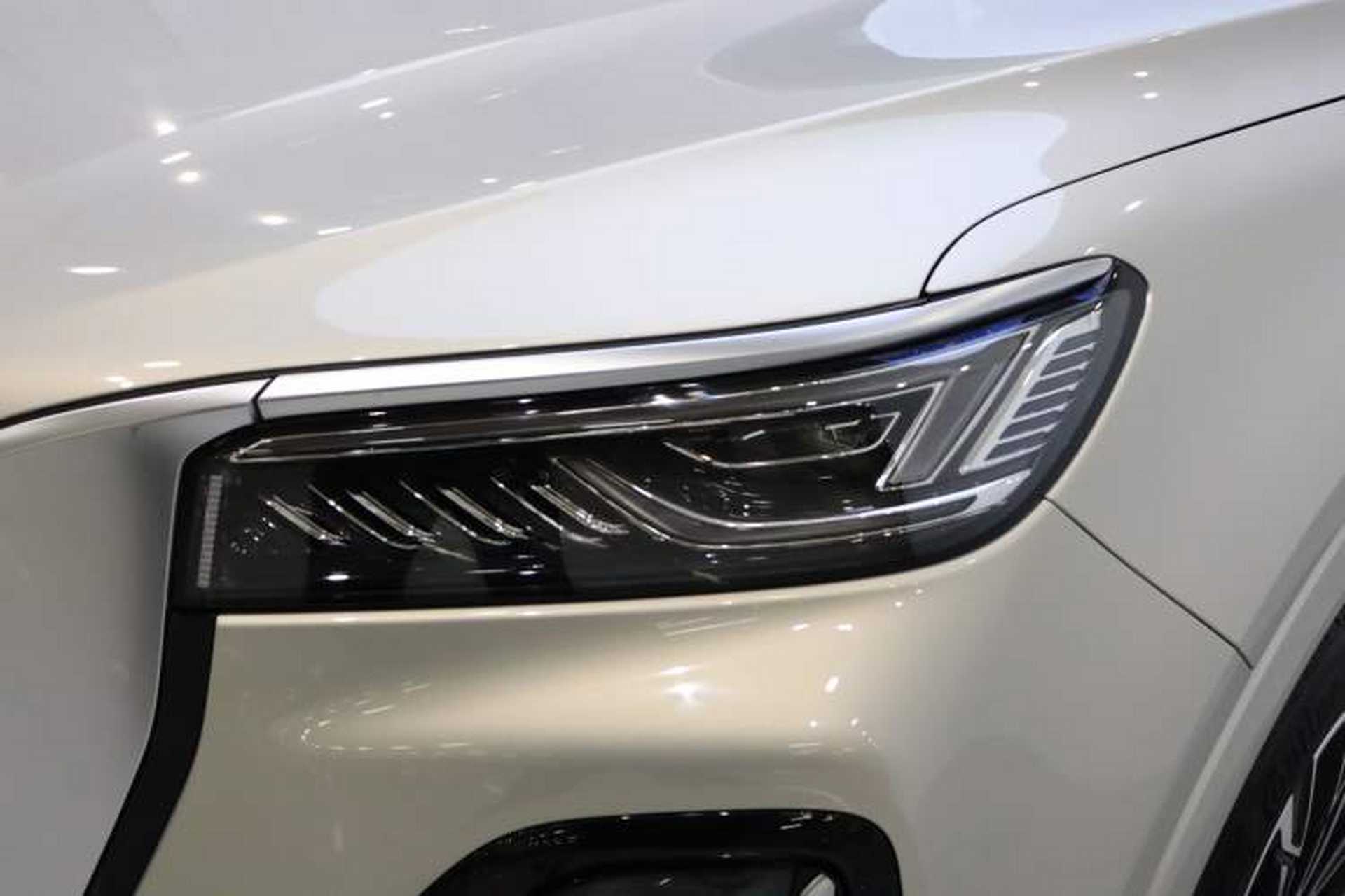 Used Hongqi HS5 2023 2.0T Four-Wheel Drive Flagship Pro Edition Left Front Headlight