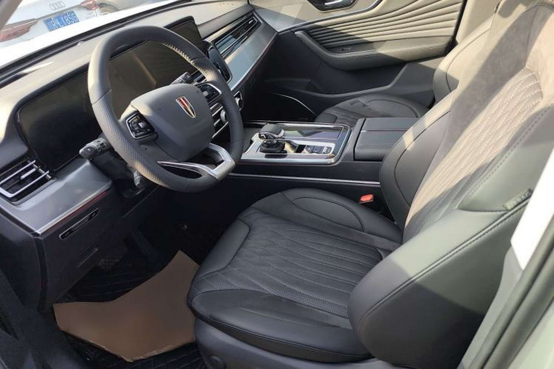 Used Hongqi HS5 2023 2.0T Four-Wheel Drive Flagship Pro Edition Left Front Seat