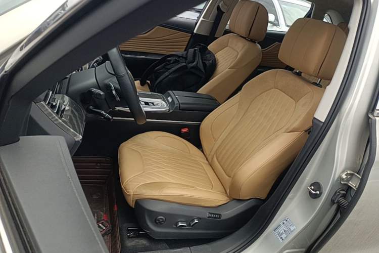 Used Hongqi HS5 2023 2.0T Four-Wheel Drive Flagship Pro Edition Left Front Seat