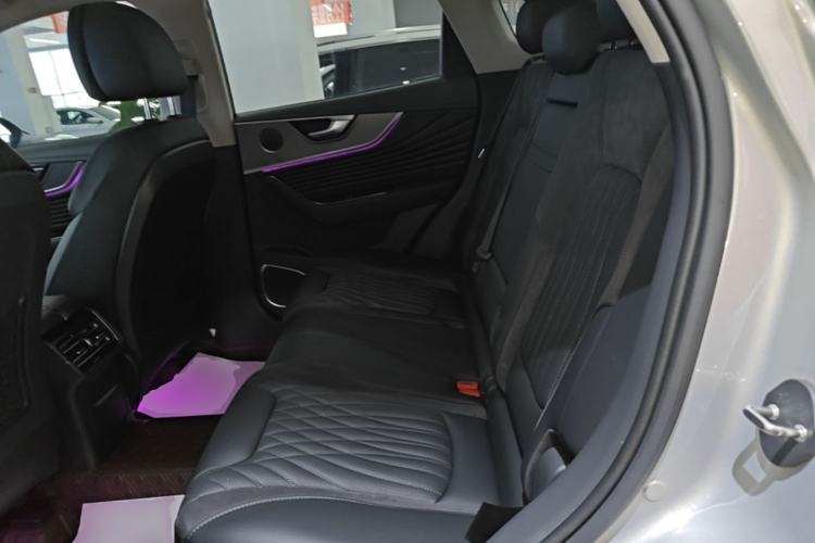 Used Hongqi HS5 2023 2.0T Four-Wheel Drive Flagship Pro Edition Left Rear Seat