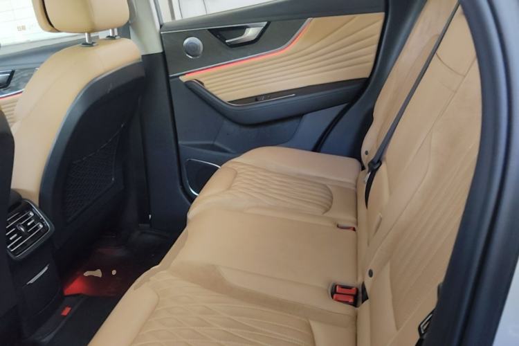 Used Hongqi HS5 2023 2.0T Four-Wheel Drive Flagship Pro Edition Left Rear Seat