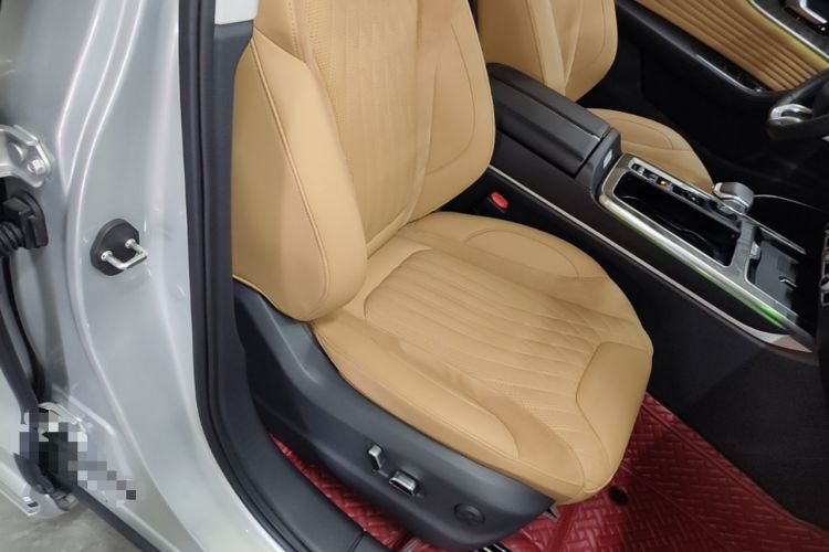 Used Hongqi HS5 2023 2.0T Four-Wheel Drive Flagship Pro Edition Right Front Seat